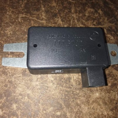 Реле зарядки/регулятора/ (пластм.)13.3702-01/777.3702