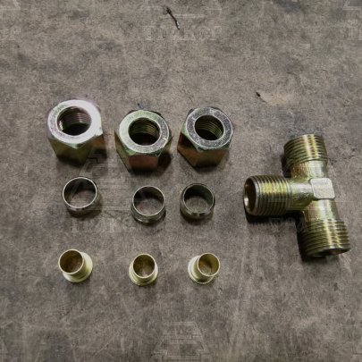 Тройник 12х12х12 для трубки ПВХ комплект метал (3529)