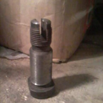 Болт МТ4.39.158 призонный