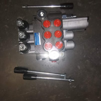 Г/распределитель 3P40-1А8А8К16 GkZ1 3-х секционный (3P40F-OW/K16/K16 GkZ11) Китай
