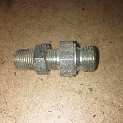 Переходник BSP(ш) 1/2 - DKM(ш) 18*1,5 (к/гайка в комплекте)