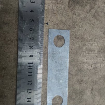 Прокладка 230.00.002 регулировочная режущего аппарата (Пластина 10.27.01.403) два отверстия