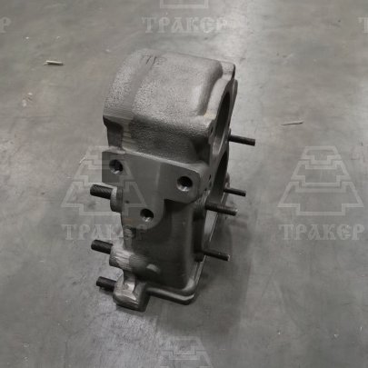 Корпус Т40А-2306014 конечной передачи правый со шпильками