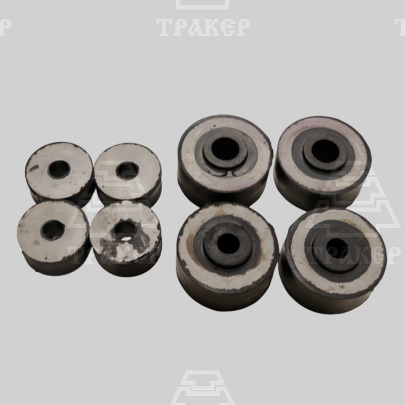 Подушки 130-5001332/130-5001364 кабины с/о (комплект по 4шт)