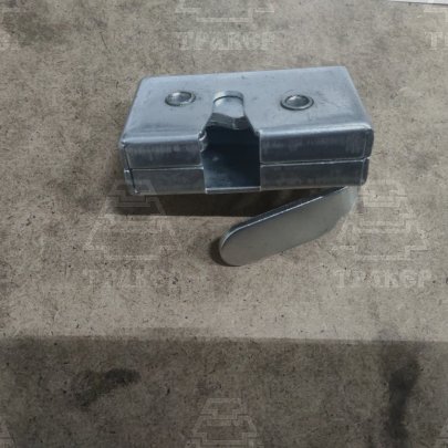 Замок 70-6708110 МК двери правый (Польша)