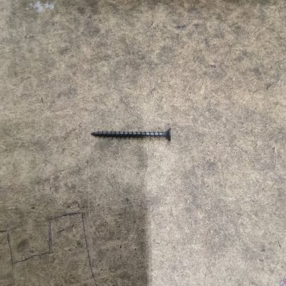 Саморез 3,5х55 по г/к КРУП. рез., фосф.  Выгодные цены на автозапчасти для тракторов и спецтехники в Kirov.traker.ru с доставкой по Кирову и области