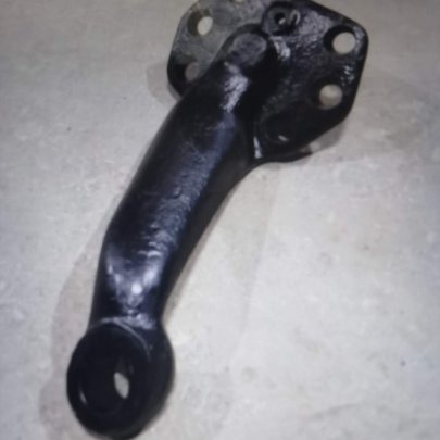 Рычаг 4320-2304102 правый дв. к-з