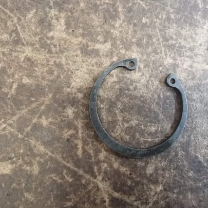 Кольцо 2С23 (ГОСТ 13943-86/DIN 472) Выгодные цены на автозапчасти для тракторов и спецтехники в Kashary.traker.ru с доставкой в слободе Кашары и Ростовской области
