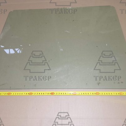 Стекло 88.45.133 (733*580) боковое большое ДТ-75 (почтальон)