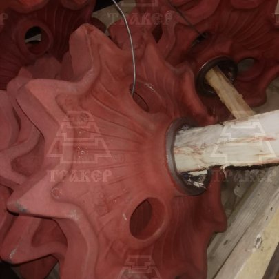 Колесо ведущее 95-32-001-А ТЛТ-100 (ЧАЗ)