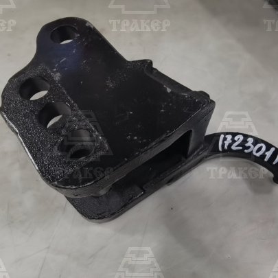Серьга 70-4605330-Б винта задн. навески