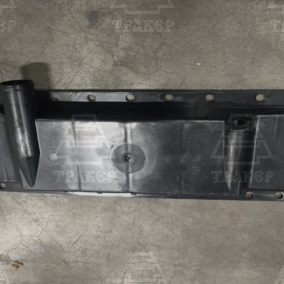 Бак 70П-1301075 радиатора нижний (пластм) РБ Выгодные цены на автозапчасти для тракторов и спецтехники в Omutninsk.traker.ru с доставкой в Омутнинске и области