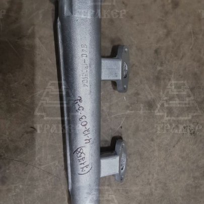 Труба 240-1303104 водяная Я-З-240 передняя правая (общие ГБЦ)