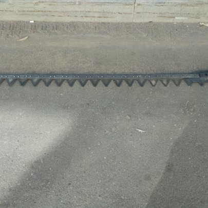 Нож 3518050-16170-06А режущего аппарата (под подшип. ШС-25) Д-1500Б (ЖУ-7)