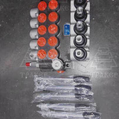 Г/распределитель 5 P40-1A8А8А8А8А8 MKZ1 5-х секционный (5Р40F-OW) Китай (с фиксацией)