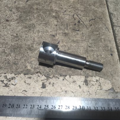 Ось 3518050-16526 шкива натяжного d=32, d=20, М14, L=105 (Дон, Акрос, Вектор) 