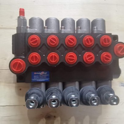 Г/распределитель 5 P40-1A8А8А8А8А8 GКZ1 5-х секционный (5Р40F-OW) Китай (с фиксацией)