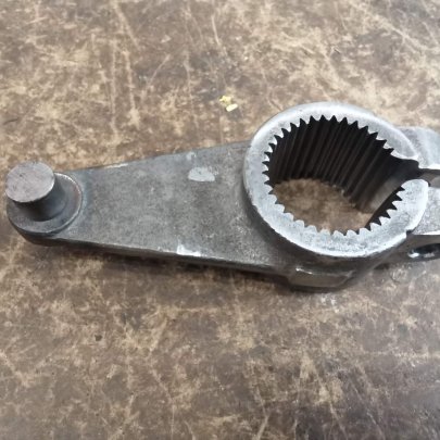 Рычаг 700А.17.01.240-1 привода упр. муфтами груз. вала